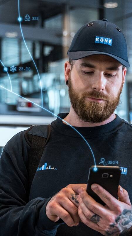 Assegure um fluxo de pessoas ininterrupto com os Serviços KONE Connected 24/7