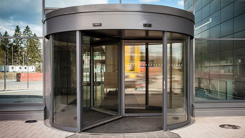 KONE revolving door solution at the KONE People Flow Center lobby area